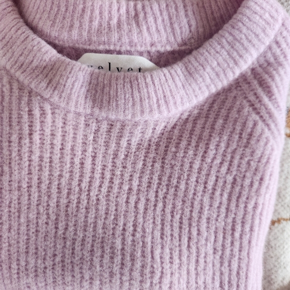 Velvet By Graham & Spencer Wool Yak Gigi Crew Neck Sweater Size XS NWT $198 - Picture 9 of 11
